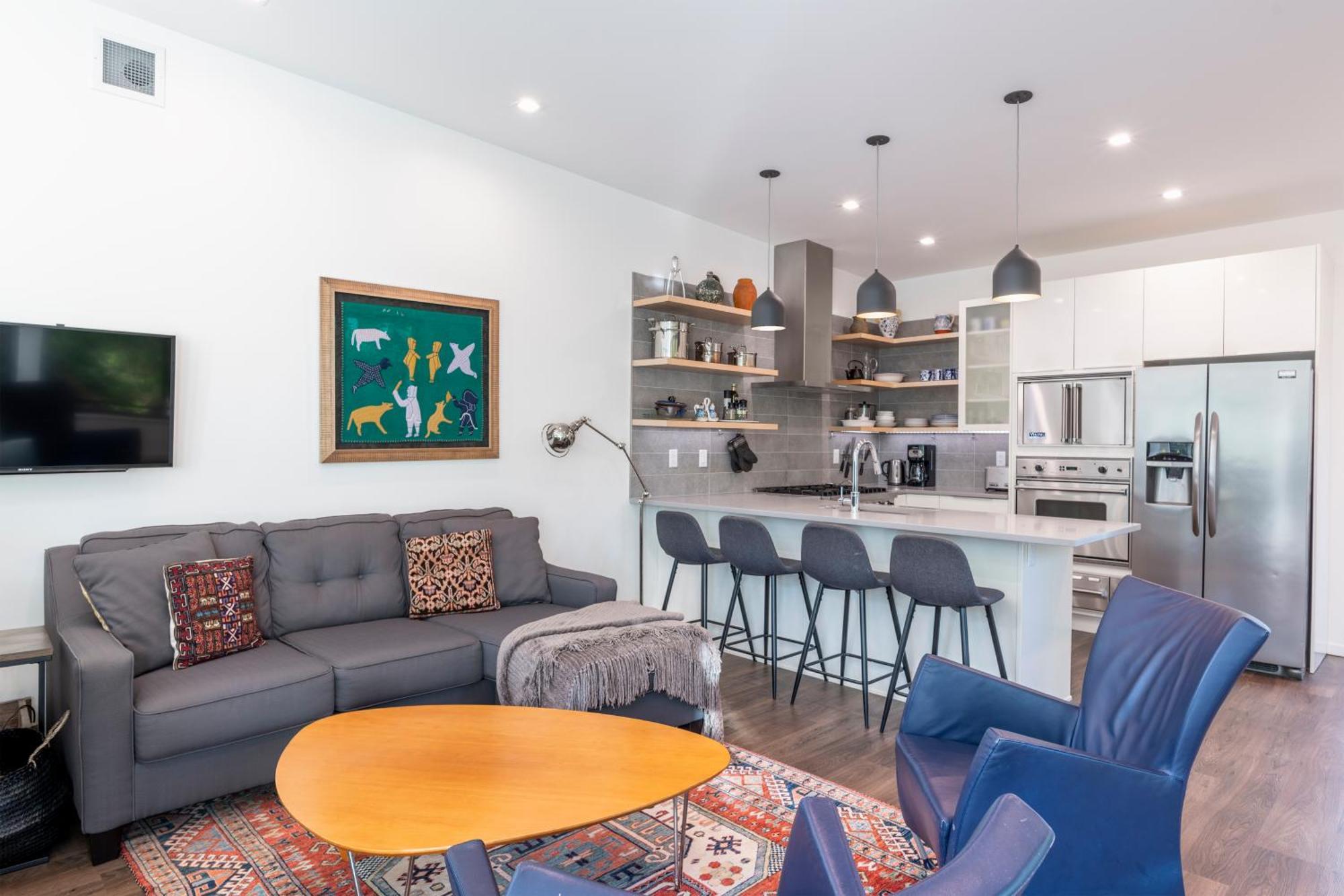 Storm Cove Suites Уклуелет Стая снимка